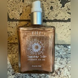 Farmhouse fresh (FHF) sunshine, silk, shimmering air oil